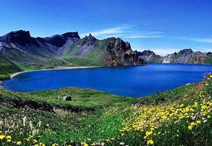 天山天池风景区(新疆最值得去的景区之一天山天池)