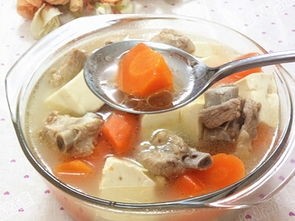 秋季养生汤煲汤食谱(秋季养生汤,做法简单更省时)